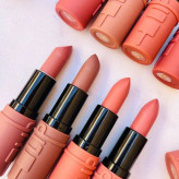 رژلب گوشتی مخملی کوئین