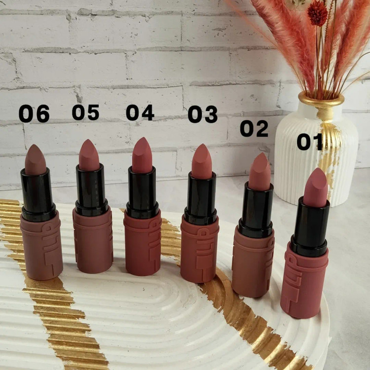 رژلب گوشتی مخملی کوئین